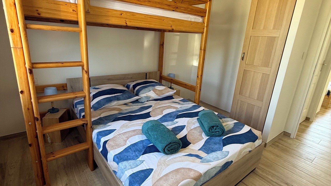 Photo of Bedroom in Lesparre-Medoc