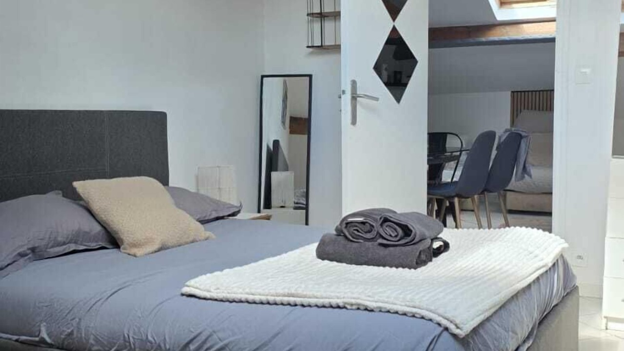 Photo of Bedroom in La Ferte-Gaucher