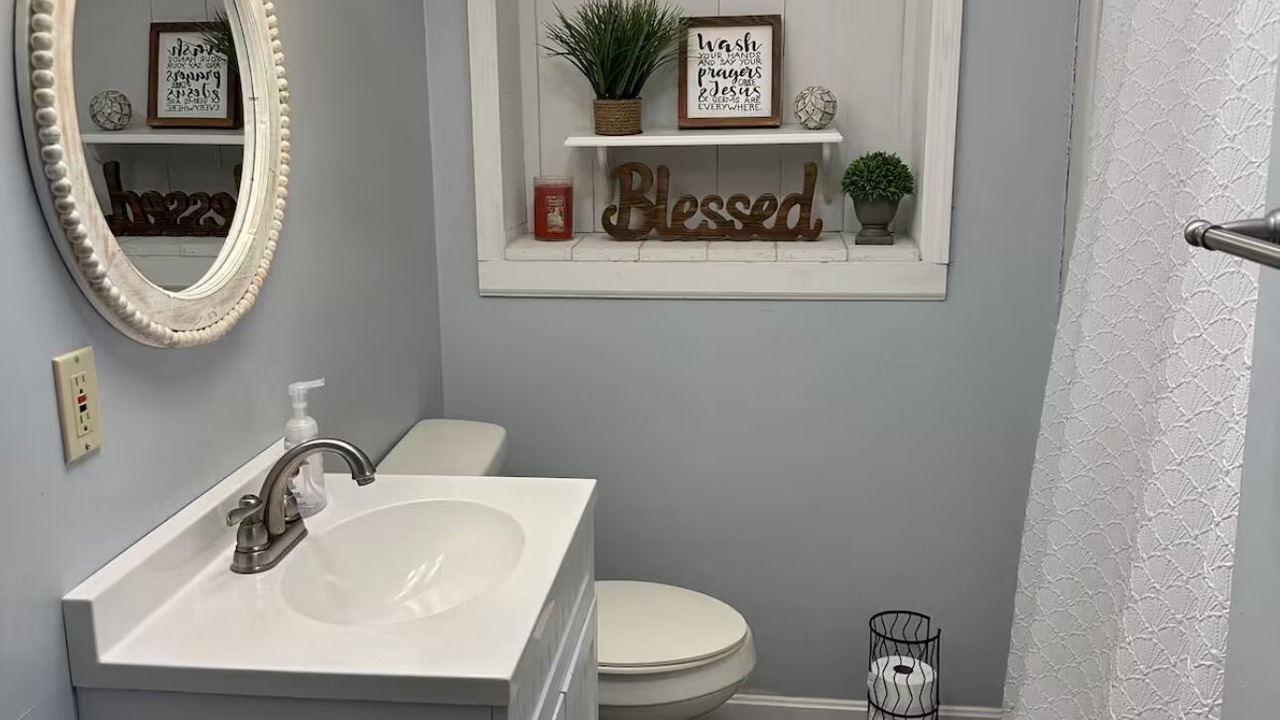 Photo of Bathroom in Vincent