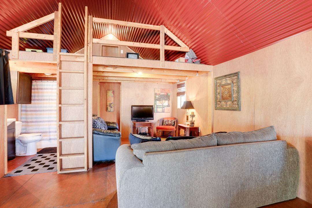 Photo of Livingroom in Clinton