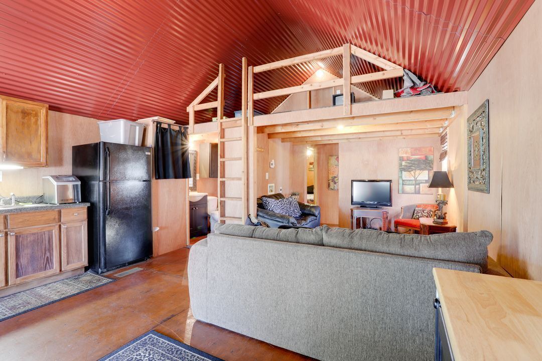 Photo of Livingroom in Clinton