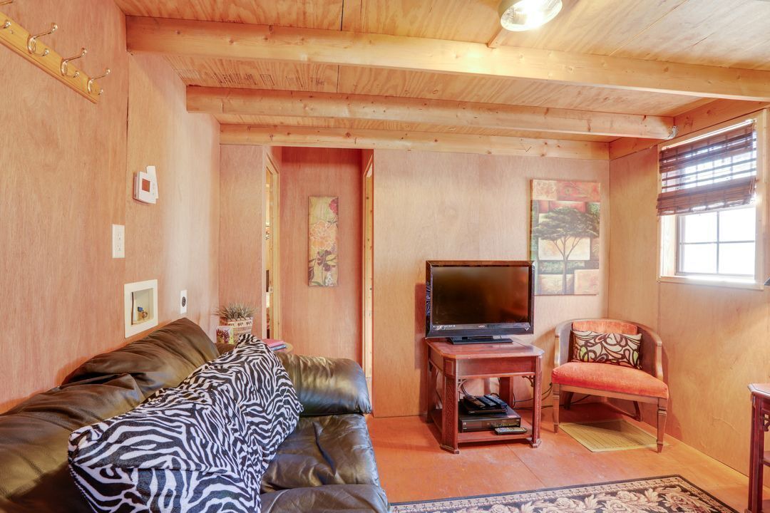 Photo of Livingroom in Clinton
