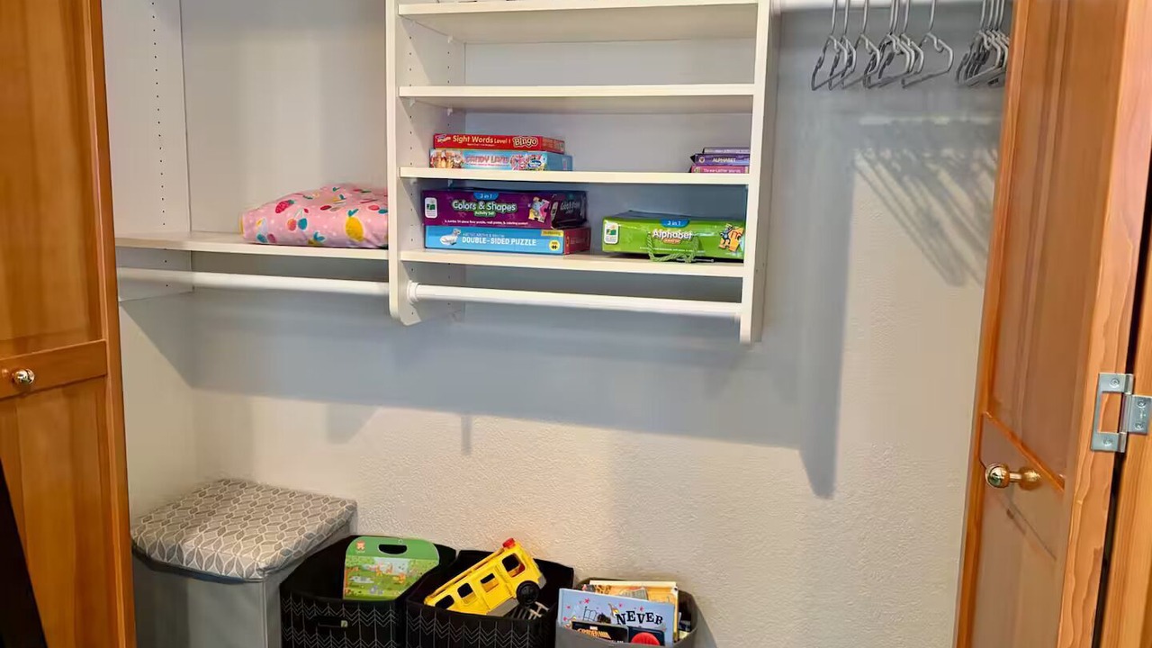 Photo of Bedroom in Netarts