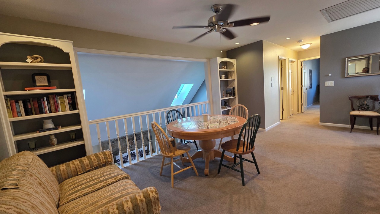 Photo of Livingroom in Shawnee