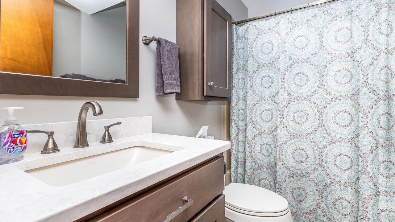 Photo of Bathroom in The Galena Territory