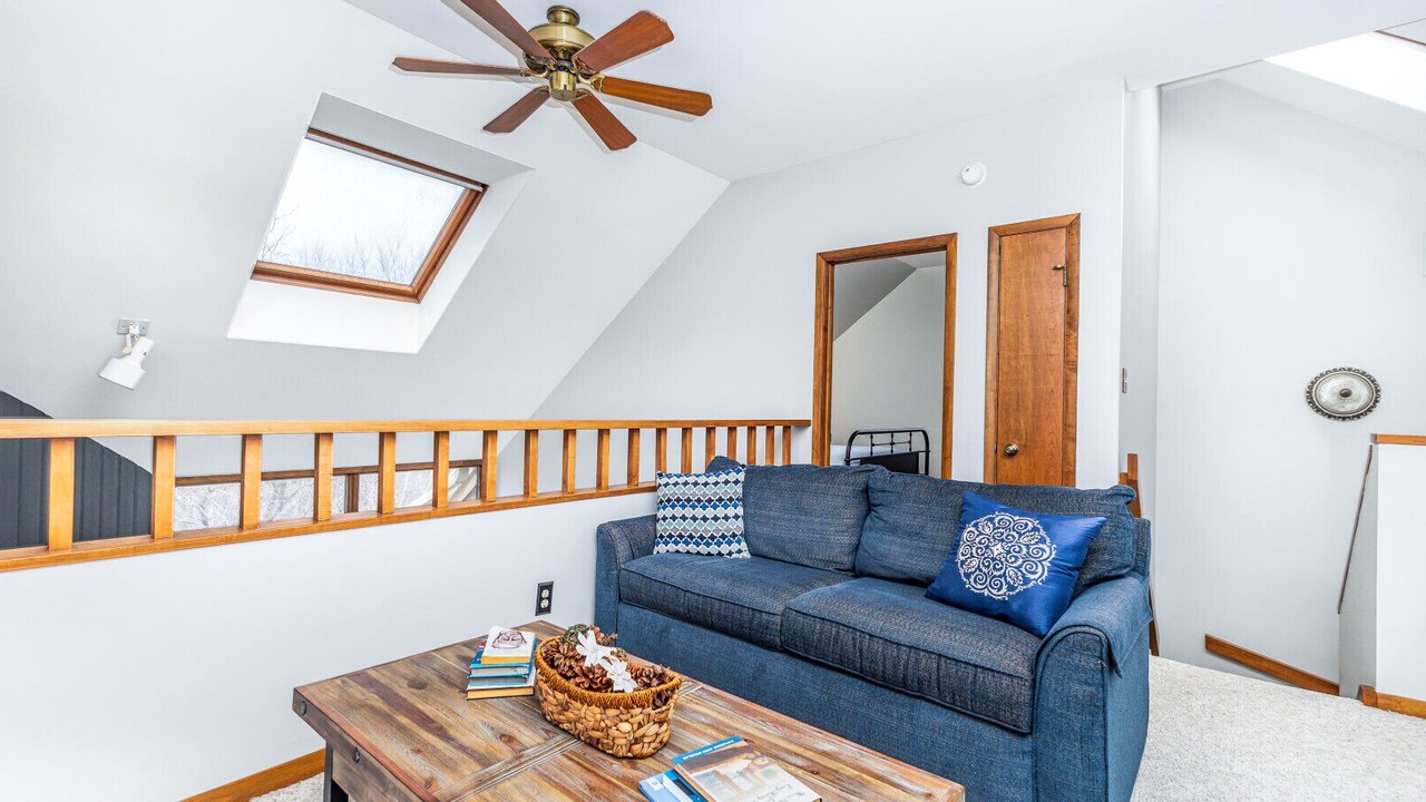 Photo of Livingroom in The Galena Territory