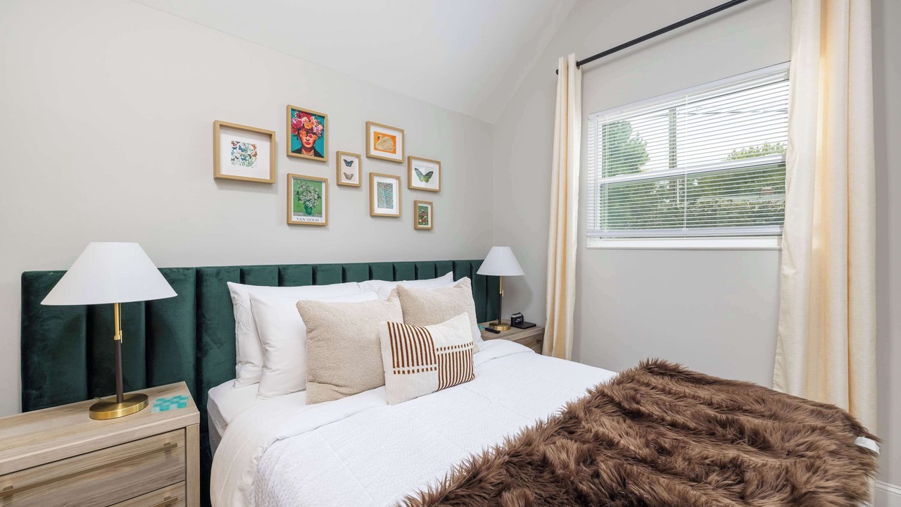 Photo of Bedroom in Sharonbrook