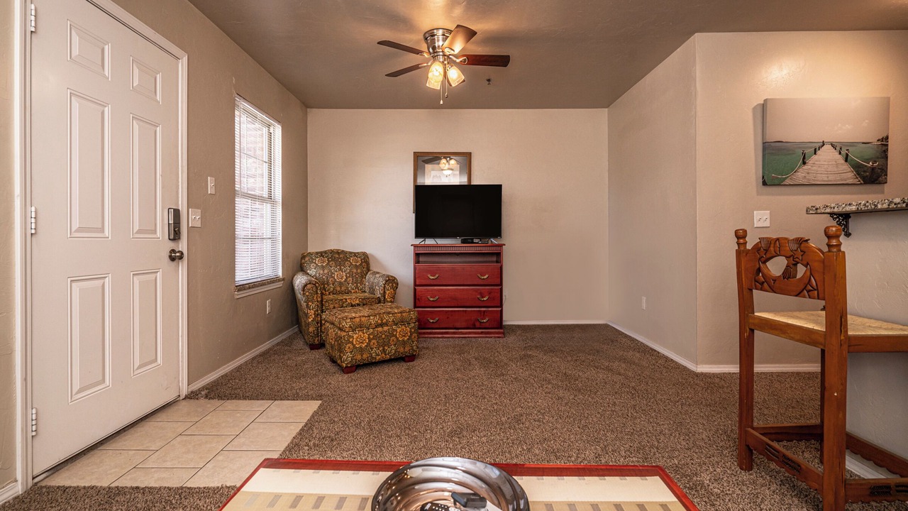 Photo of Livingroom in Central Oklahoma City