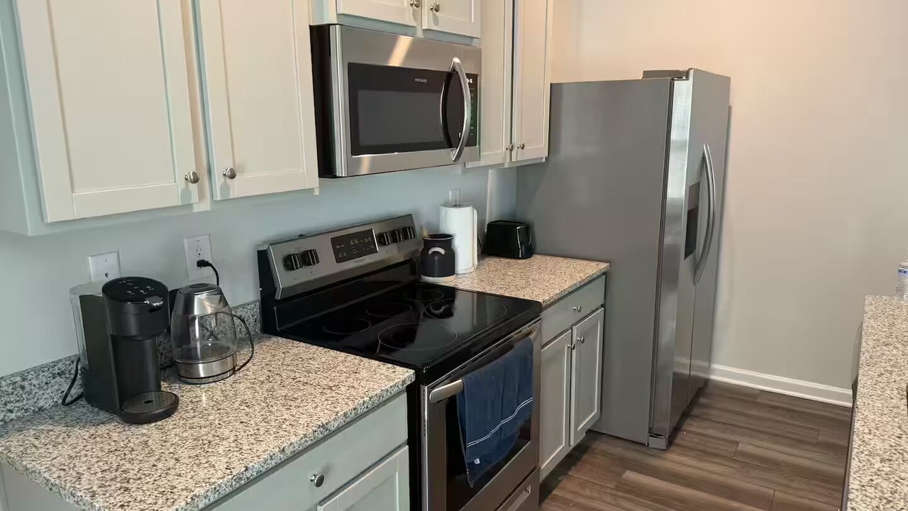 Photo of Kitchen in Adairsville