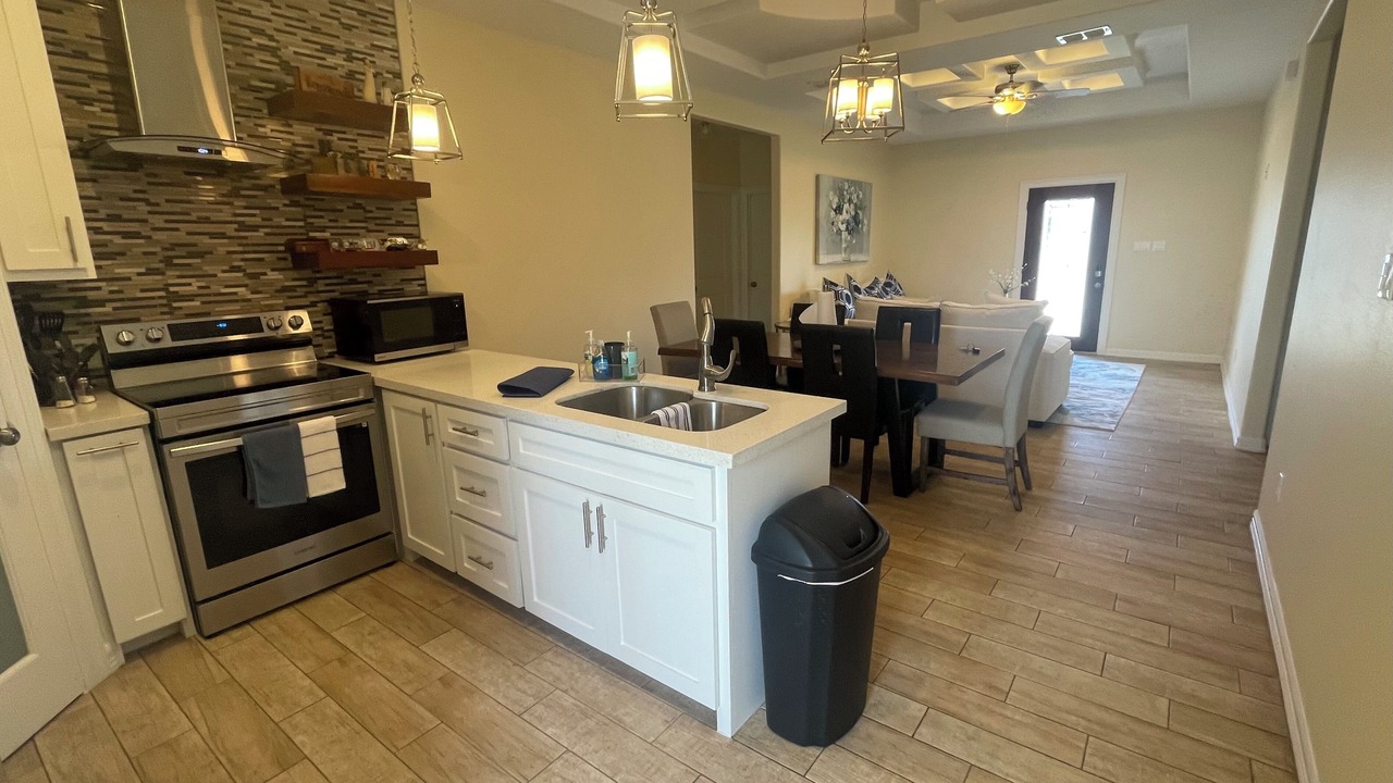 Photo of Kitchen in Edinburg