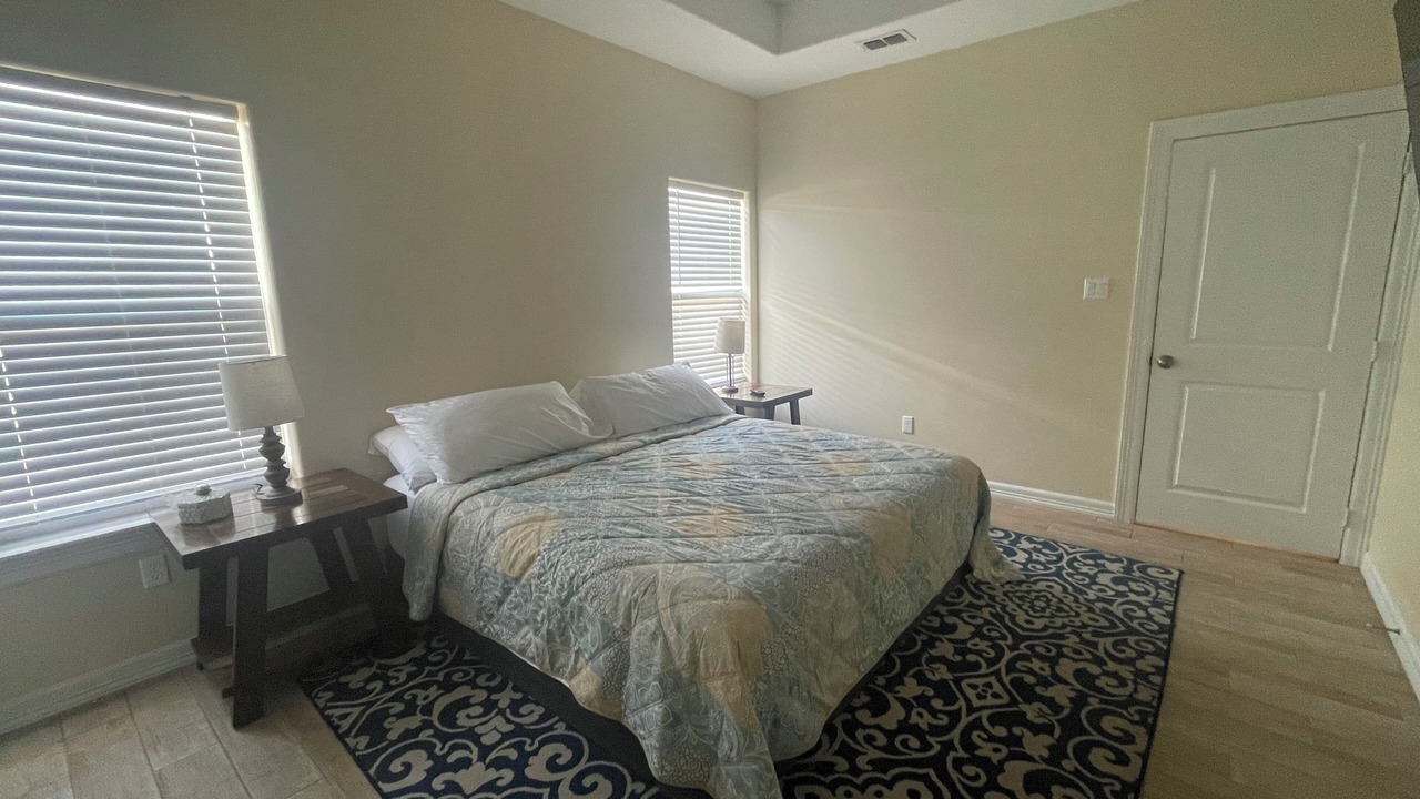 Photo of Bedroom in Edinburg