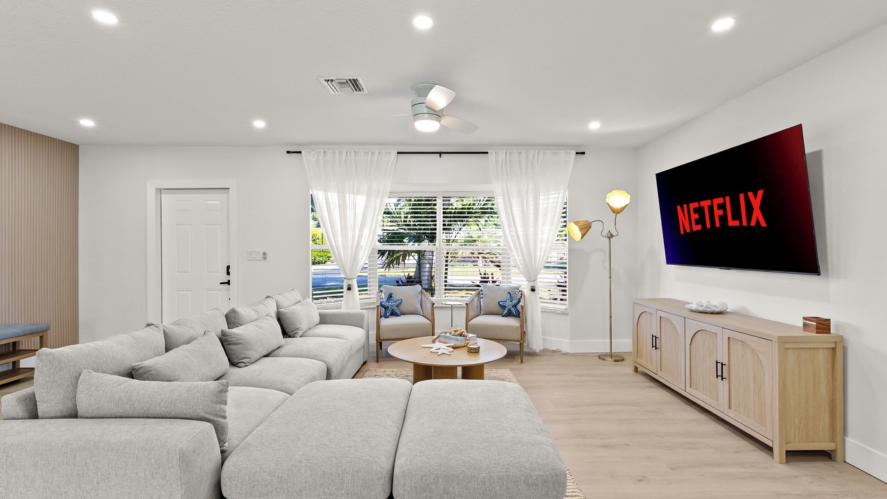 Photo of Livingroom in Deerfield Beach