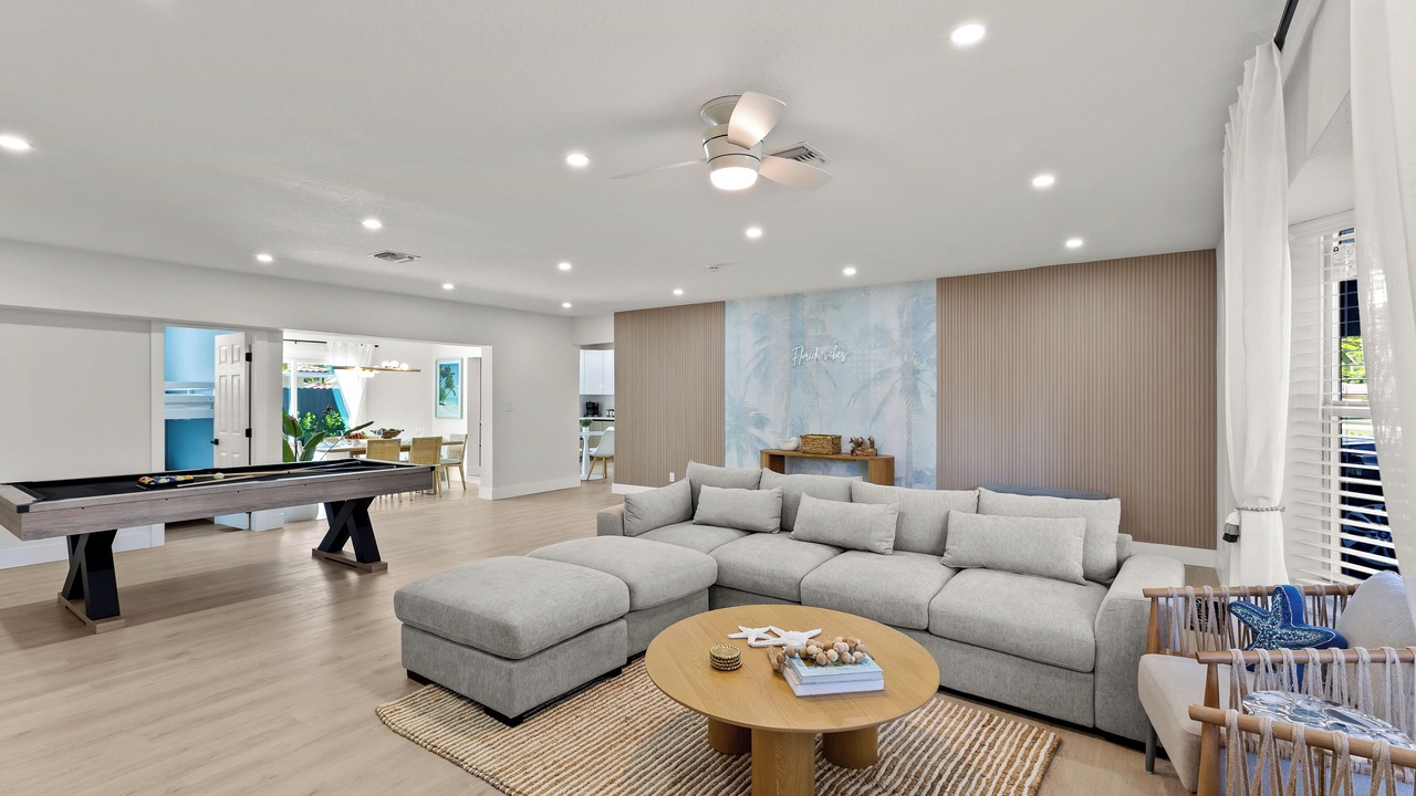 Photo of Livingroom in Deerfield Beach