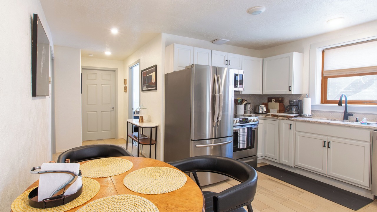 Photo of Kitchen in Northeast Santa Fe