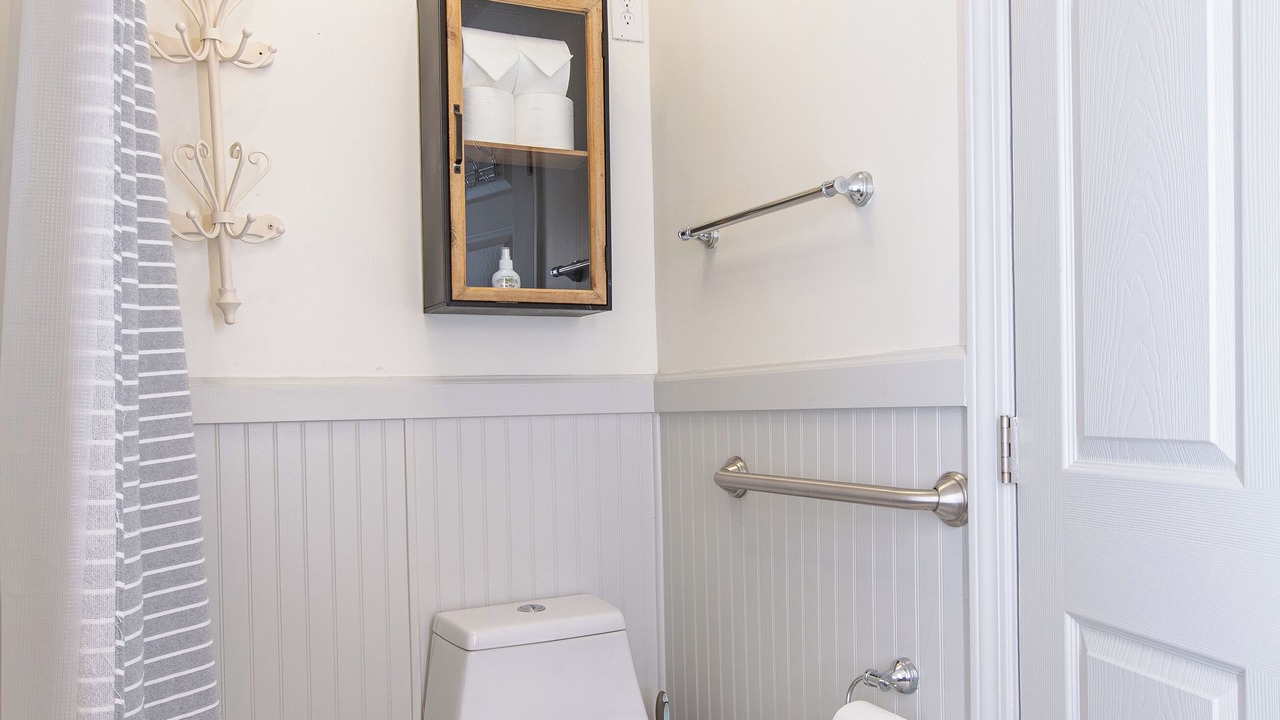 Photo of Bathroom in Northeast Santa Fe