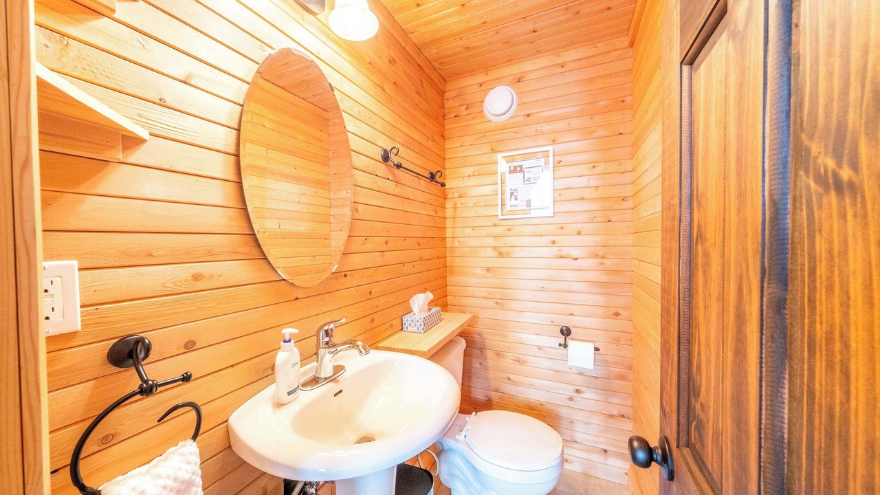 Photo of Bathroom in Saint-Philemon