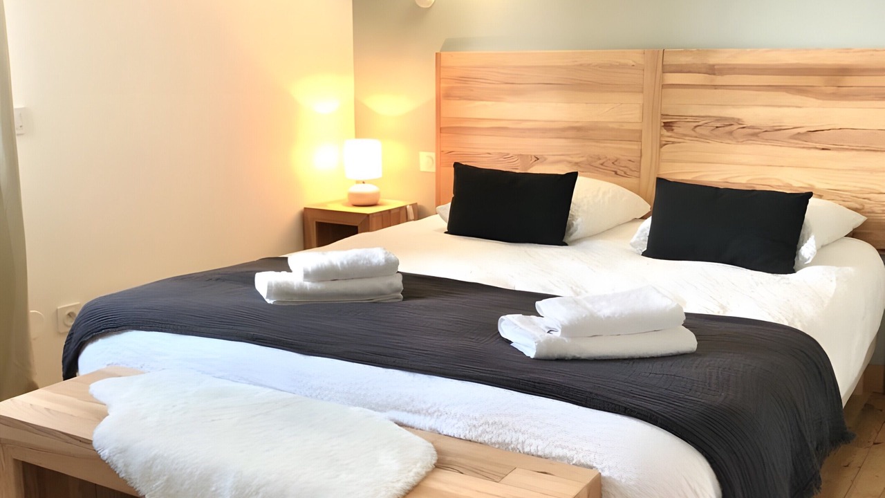 Photo of Bedroom in Saffloz