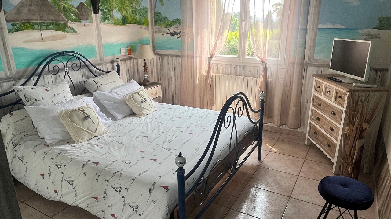 Photo of Bedroom in Boisset-et-Gaujac