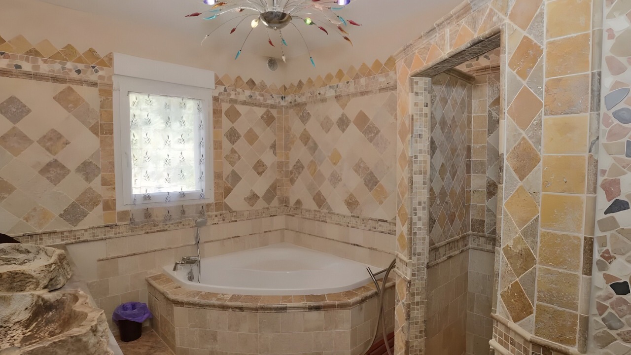 Photo of Bathroom in Boisset-et-Gaujac