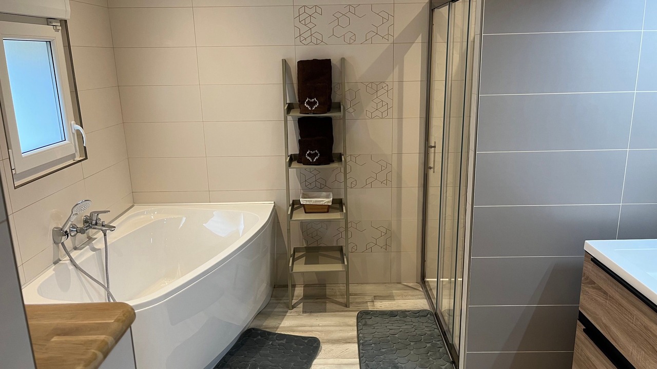 Photo of Bathroom in Boisset-et-Gaujac