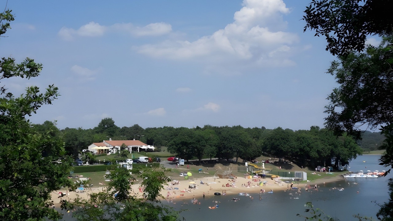 Photo of Others in Apremont