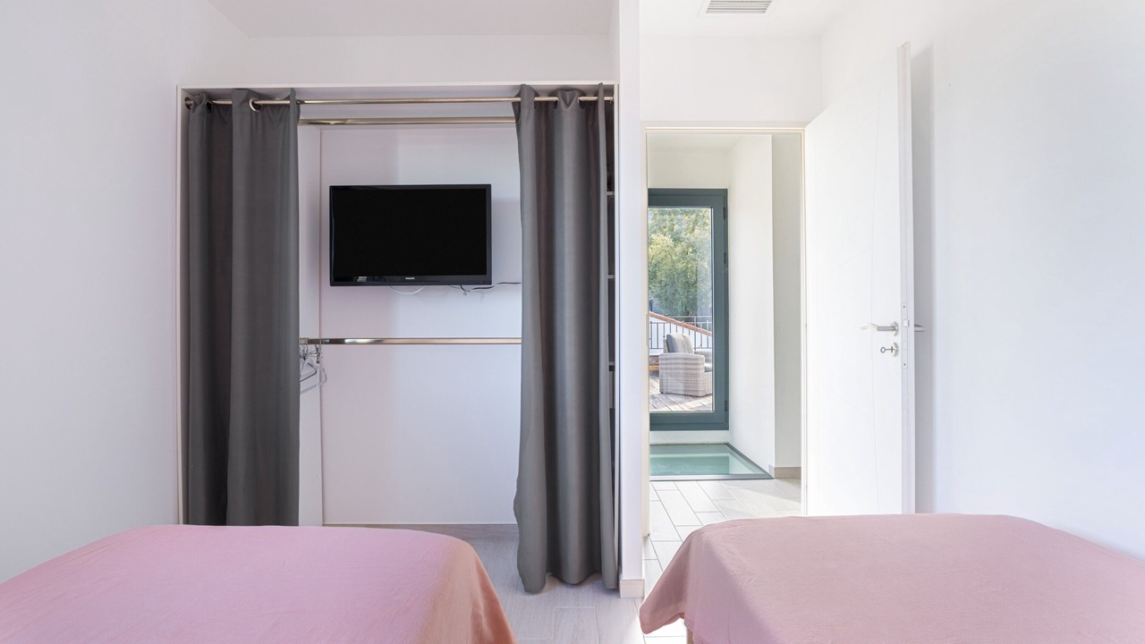 Photo of Bedroom in Laroque-des-Alberes