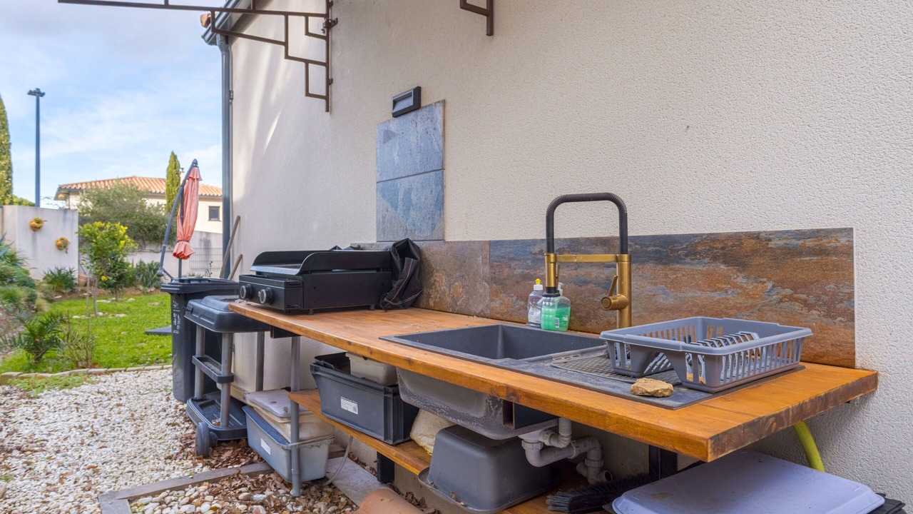 Photo of Patio Balcony in Laroque-des-Alberes