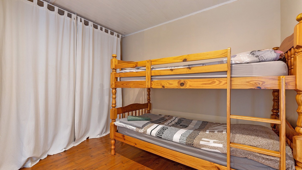 Photo of Bedroom in Campan