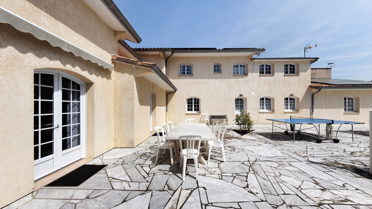 Photo of Outdoor in Begadan