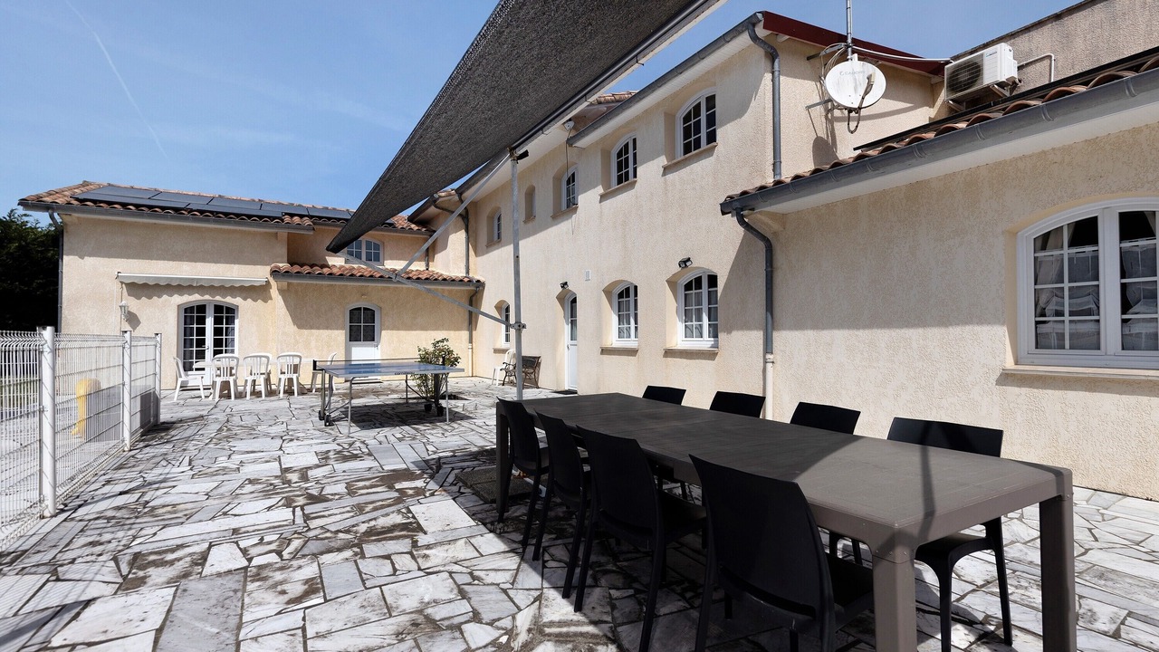 Photo of Outdoor in Begadan