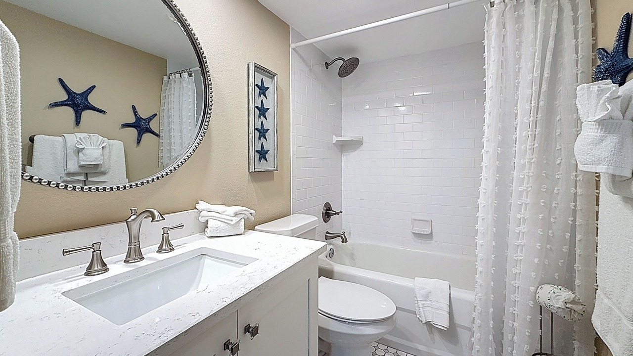 Photo of Bathroom in Belle Vista