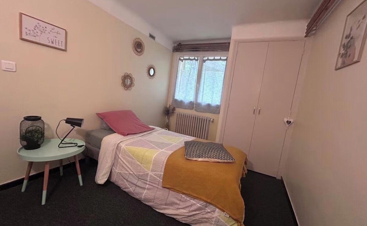 Photo of Bedroom in Manosque