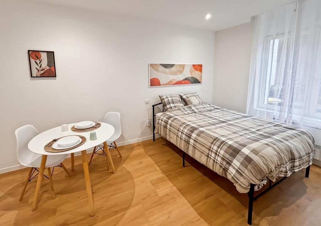 Photo of Bedroom in Cambrai