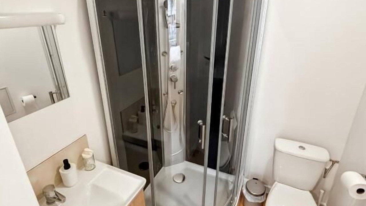 Photo of Bathroom in Cambrai