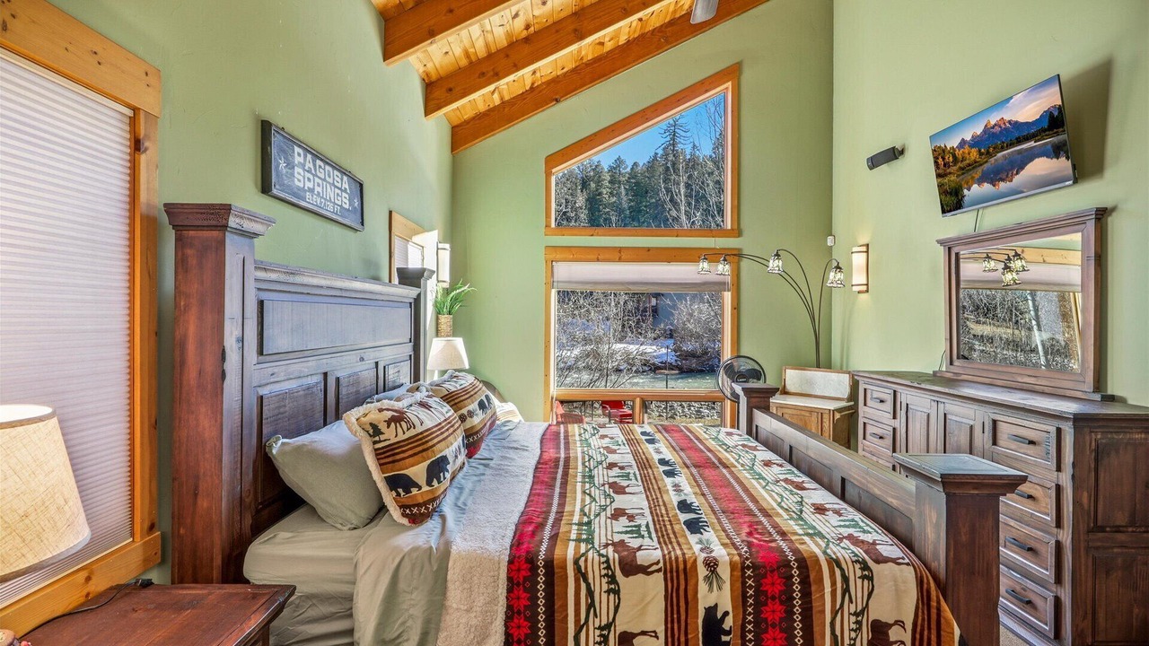 Photo of Bedroom in San Juan River Village
