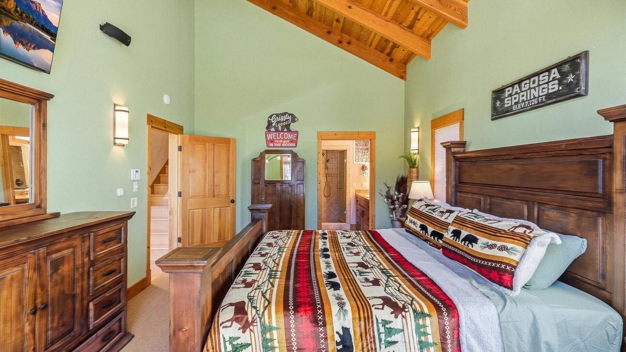 Photo of Bedroom in San Juan River Village