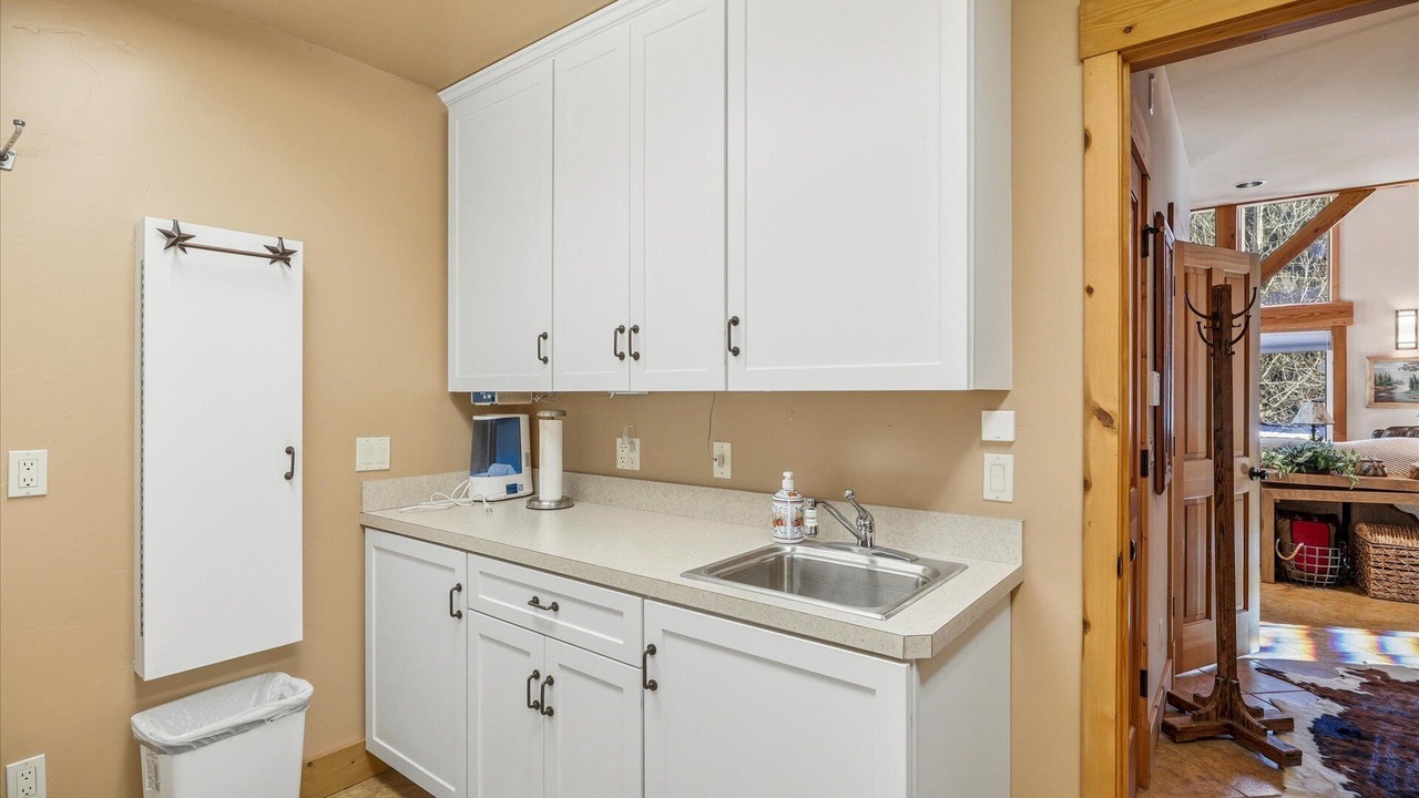 Photo of Kitchen in San Juan River Village