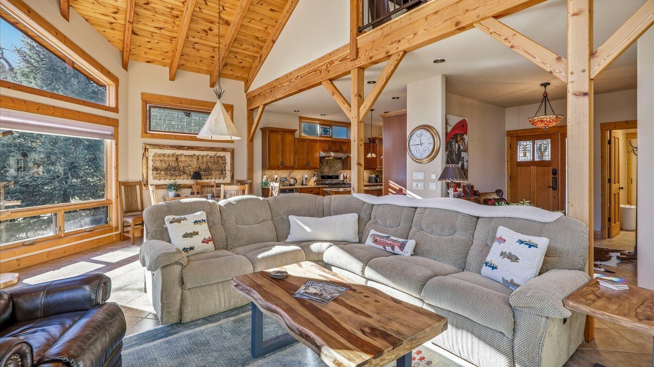 Photo of Livingroom in San Juan River Village