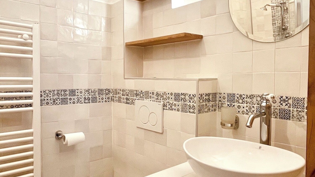 Photo of Bathroom in Montmartre