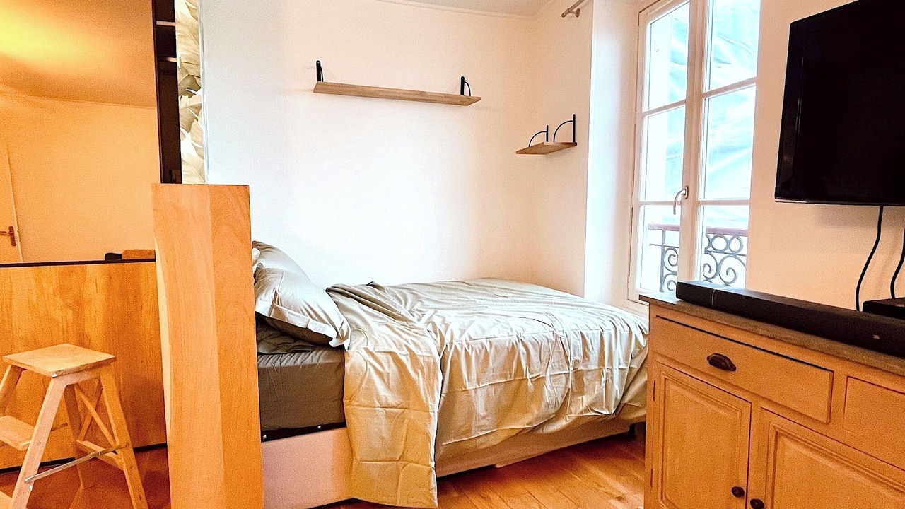 Photo of Bedroom in Montmartre