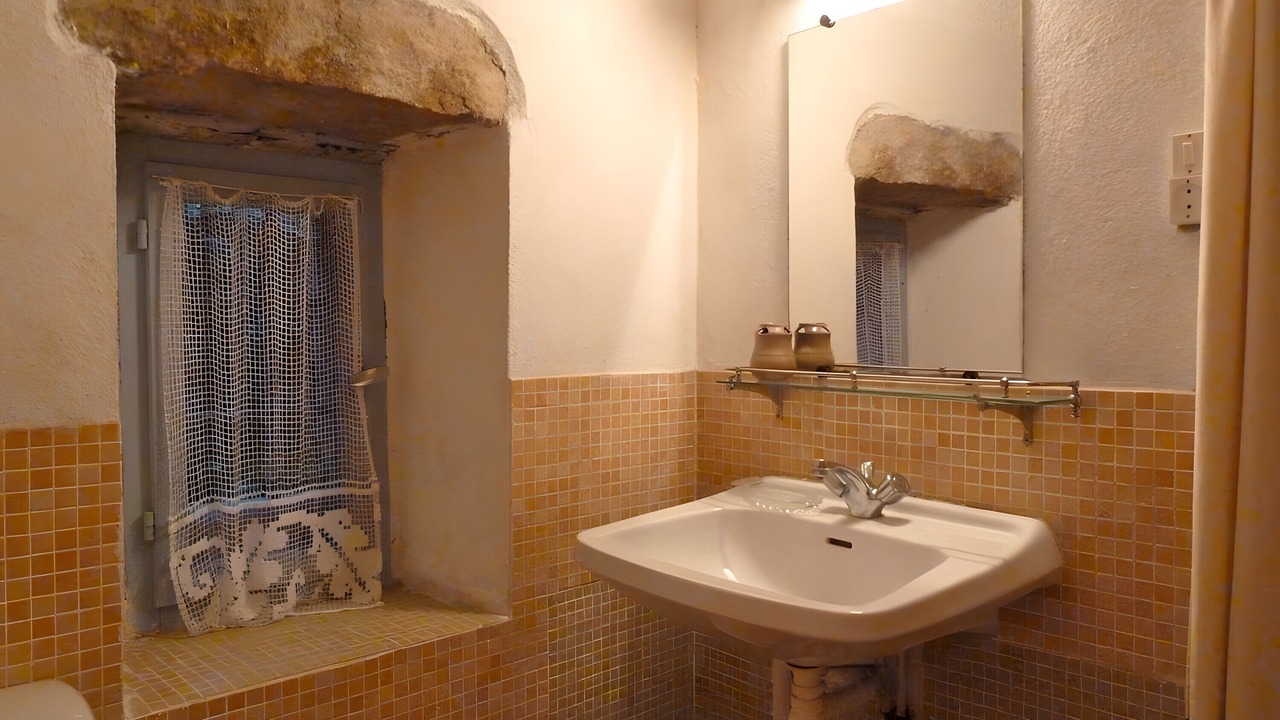 Photo of Bathroom in Corbes