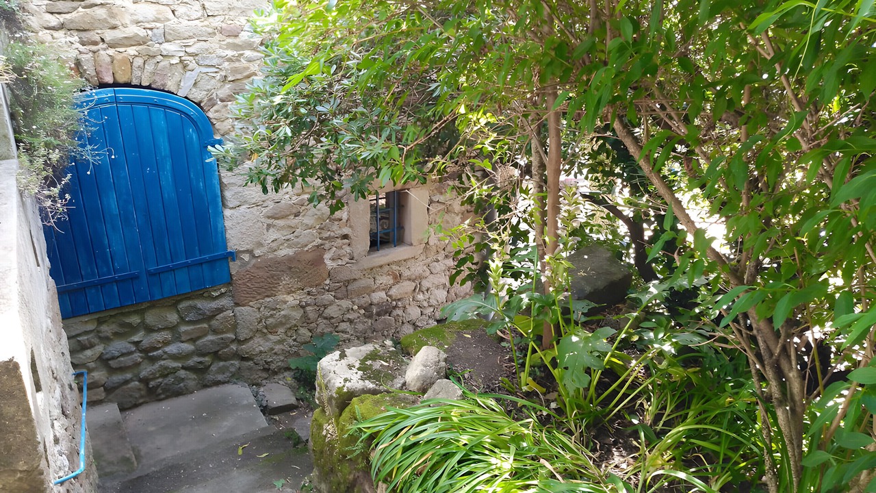 Photo of Outdoor in Corbes