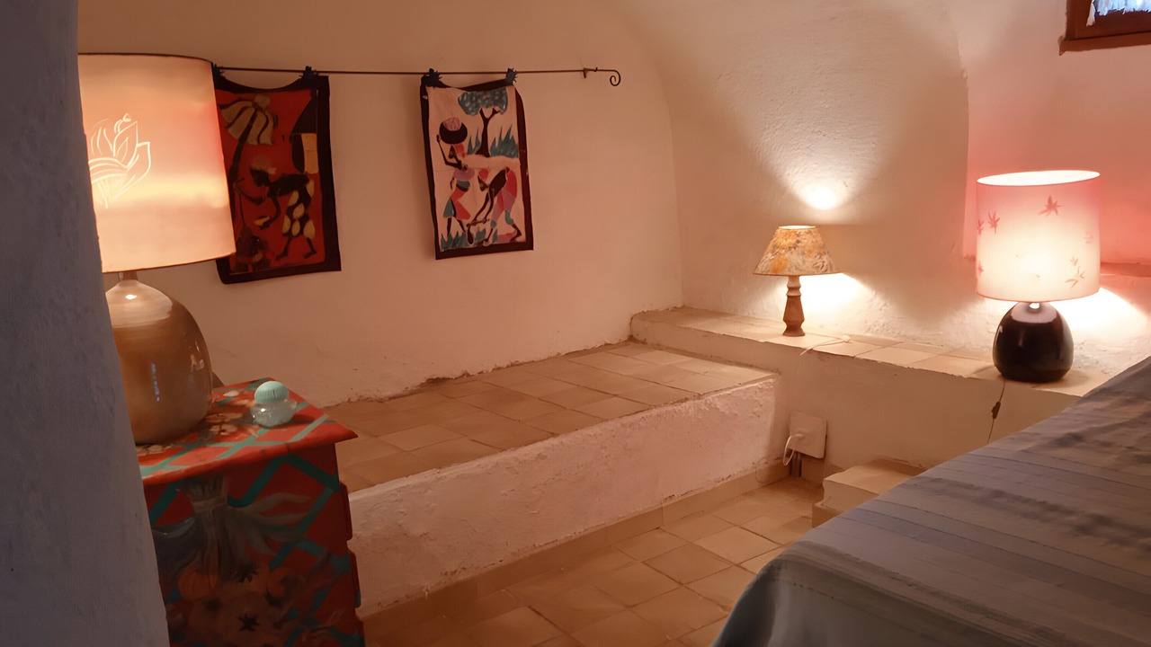 Photo of Bedroom in Corbes