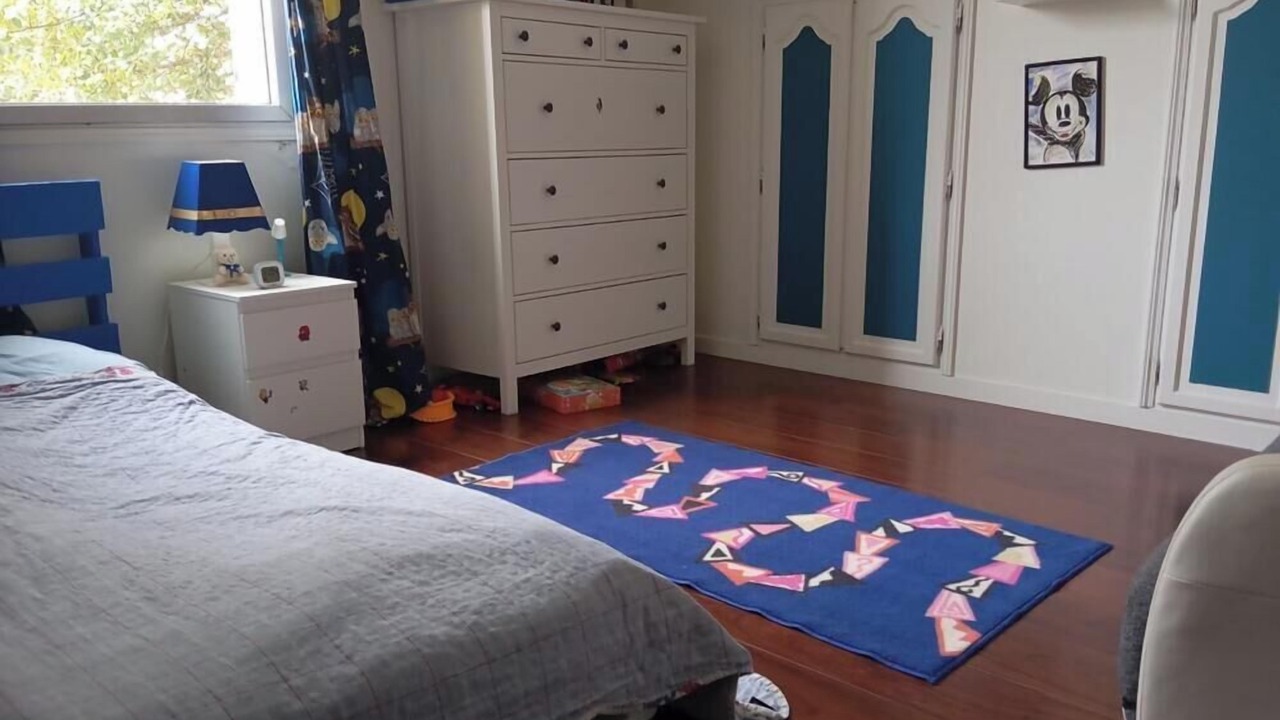 Photo of Bedroom in Colombes