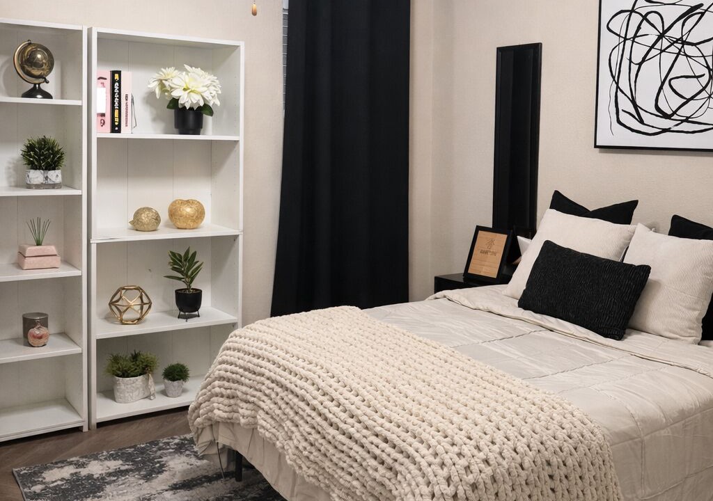 Photo of Bedroom in Southwest Carrollton