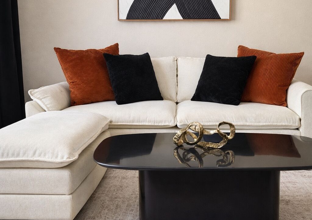 Photo of Livingroom in Southwest Carrollton