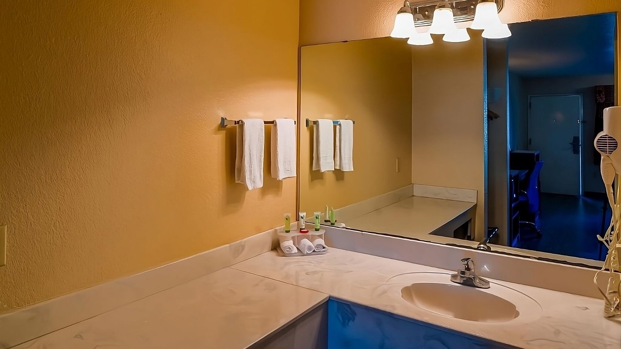 Photo of Bathroom in Sweet Home