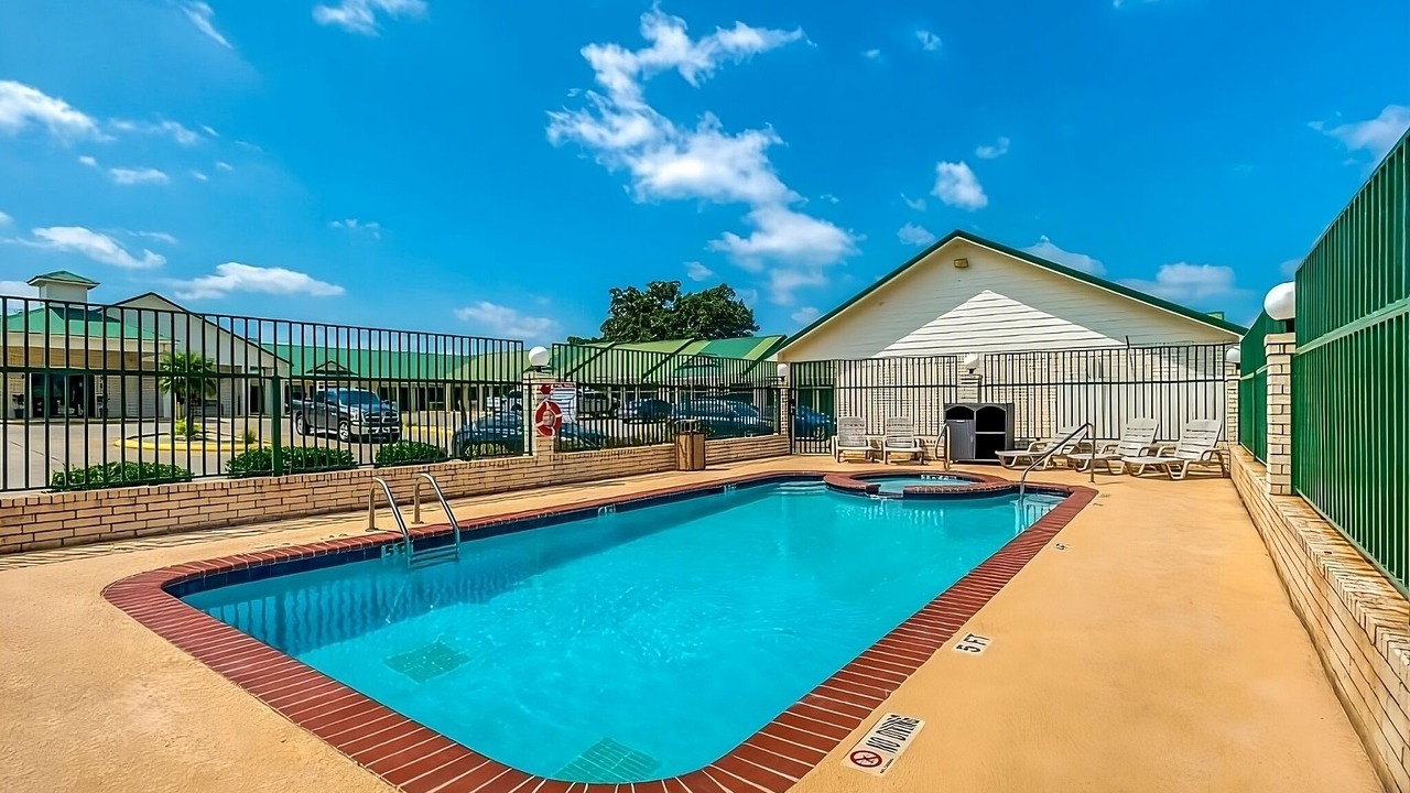 Photo of Outdoor in Sweet Home