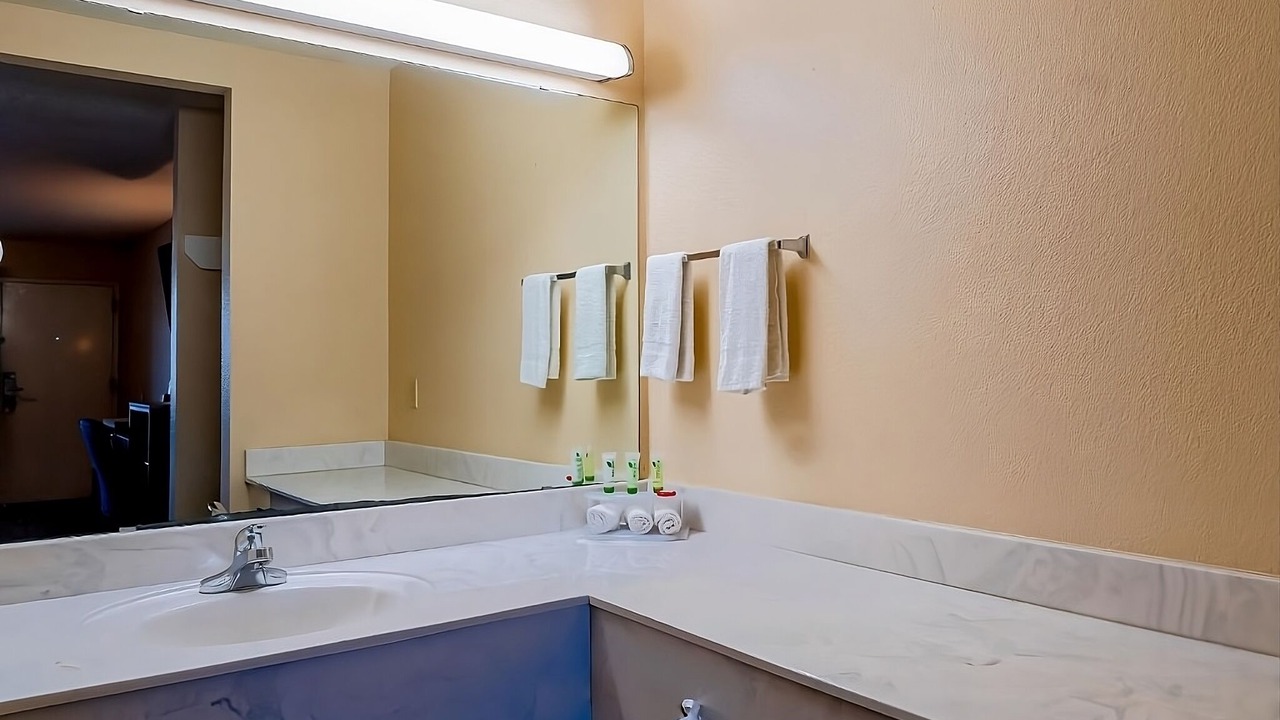 Photo of Bathroom in Sweet Home