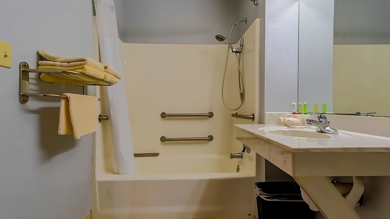Photo of Bathroom in Sweet Home